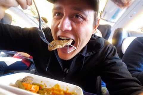 Russia Train FOOD REVIEW - Moscow to Saint Petersburg | High-Speed Sapsan Express!