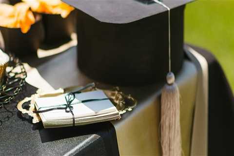 What Are Some Clever Sayings to Include on a Graduation Banner?