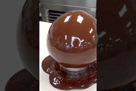 चॉकलेट से बना दिया Jellyfish 😲 Chocolate art vs Wood working craft #shorts