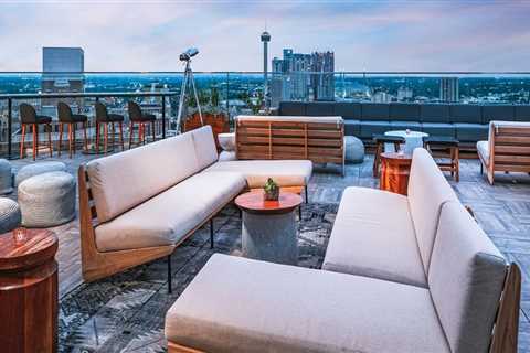 Experience the Best of San Antonio at These Amazing Rooftop Lounges