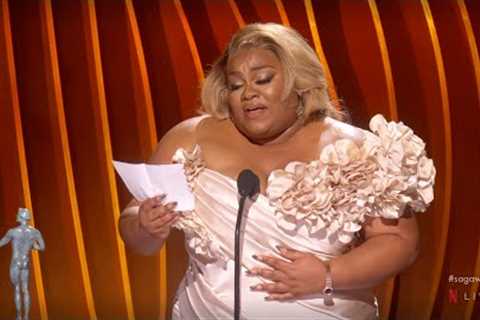 Da’vine Joy Randolph: Award Acceptance Speech | 30th Annual SAG Awards