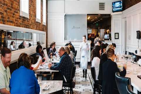 Dress to Impress: 10 Best Restaurants in Nashville, Tennessee with a Dress Code for Dinner Service