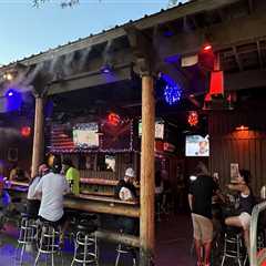 Karaoke Bars in Maricopa County, Arizona: Sing Your Heart Out!