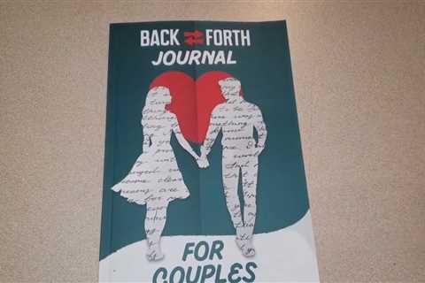 GOOD QUESTIONS? Back and forth journal for Couples Review Unboxing