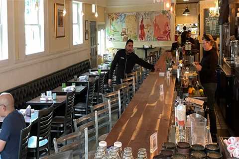 The Farm-to-Table Revolution in Northeastern Illinois