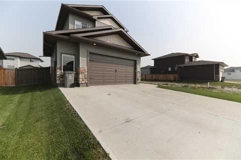 How to Maintain and Extend the Life of Your Concrete Driveway - Blue Ridge Concrete &..